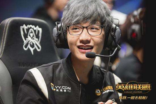 他选择在这 他选择在这